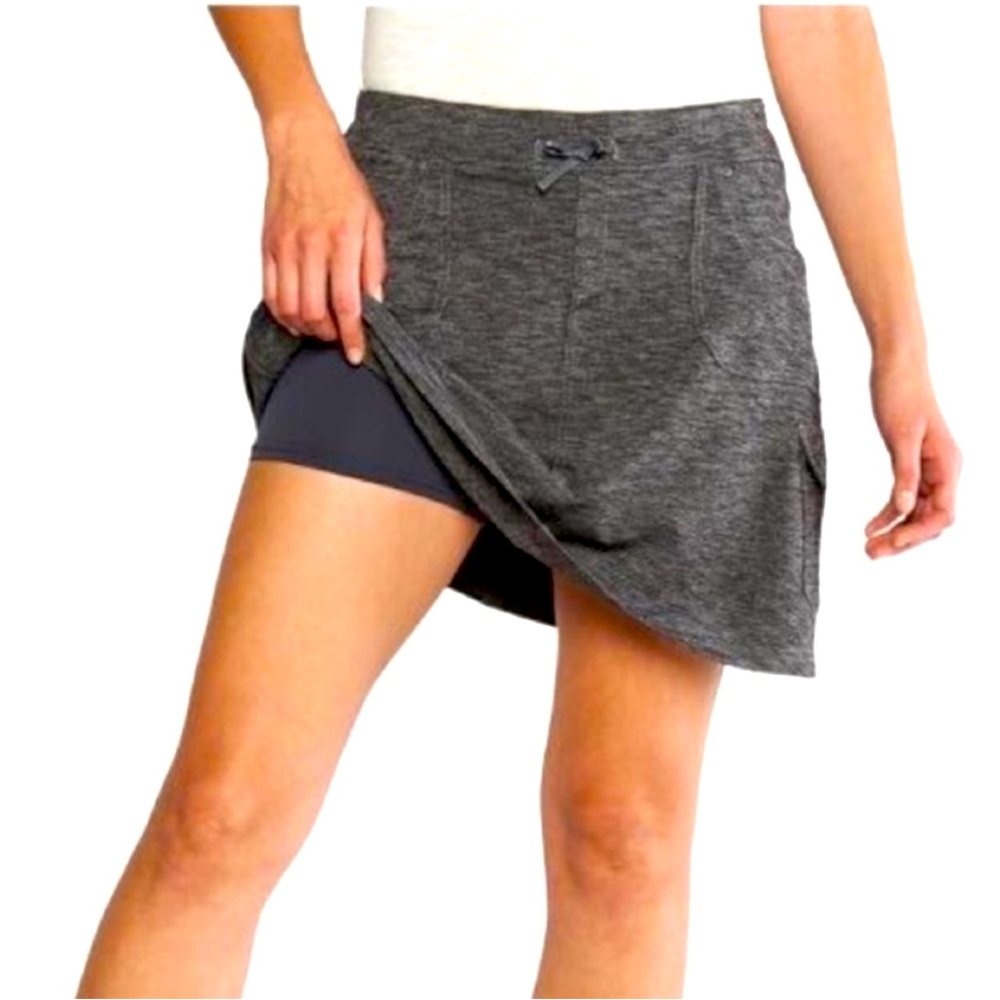 Kuhl dark gray Mova skirt size medium